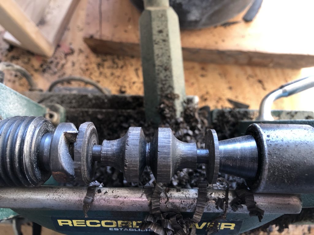 Bad-/Medizinschrank im Shaker-Stil aus Birne – StS